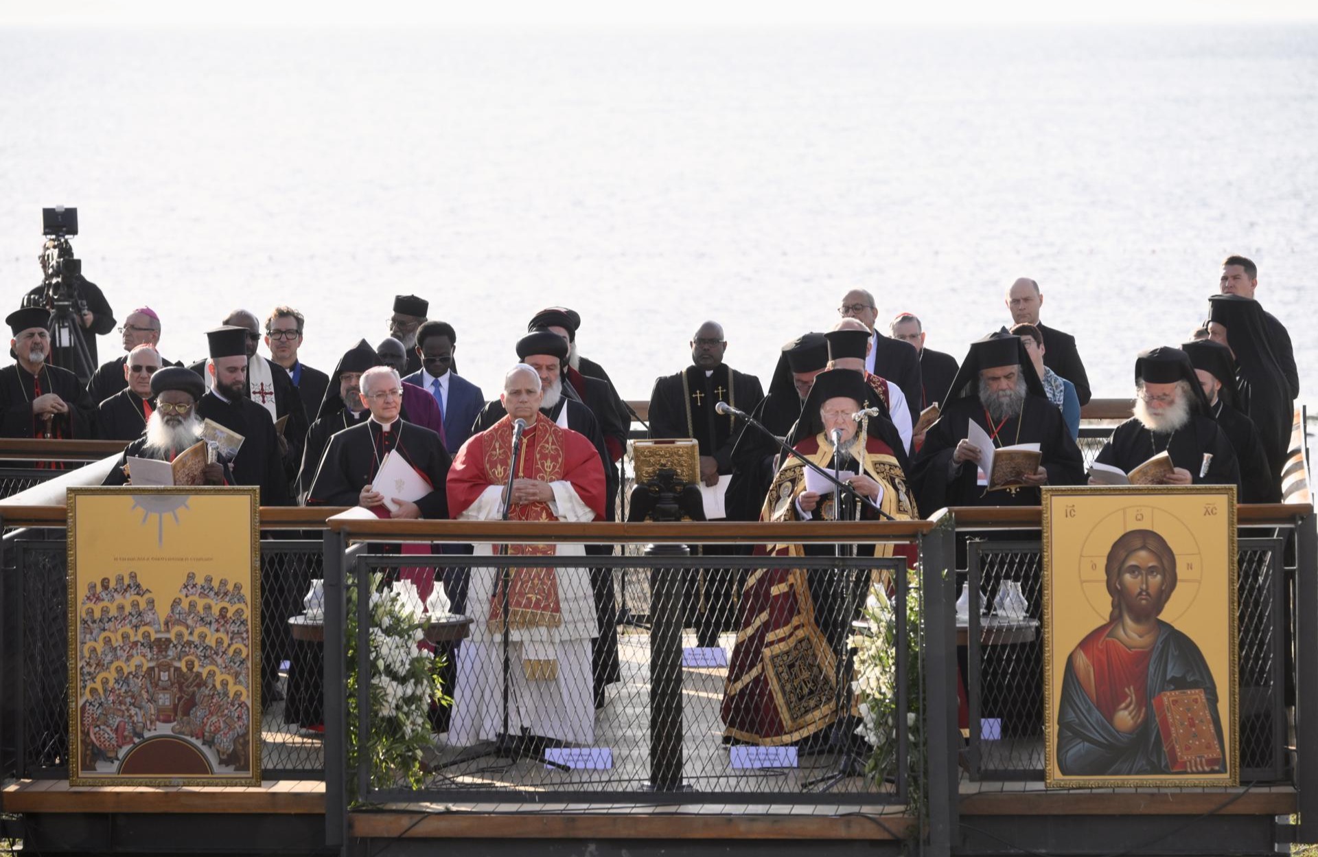 3. Oracion ecumenica del Papa Leon XIV junto al Patriarca Bartolomeo I y los lideres de las Iglesias cristianas celebrada a la orilla del lago de Iznik antigua Nicea