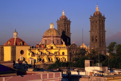 Vista de la Catedral de Puebla, México